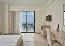 classic-room-sea-view-general